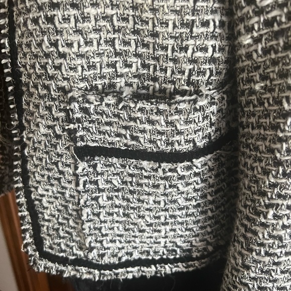Black/White Tweed with black trim jacket with pockets. Size Small. - Picture 4 of 6